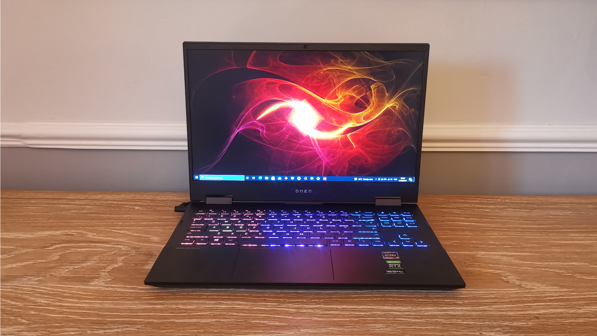 danh-gia-hp-omen-15-thinkpro-1