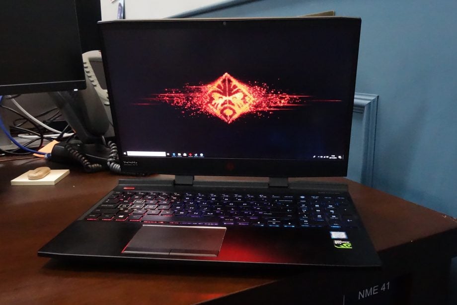 danh-gia-hp-omen-15-thinkpro-1