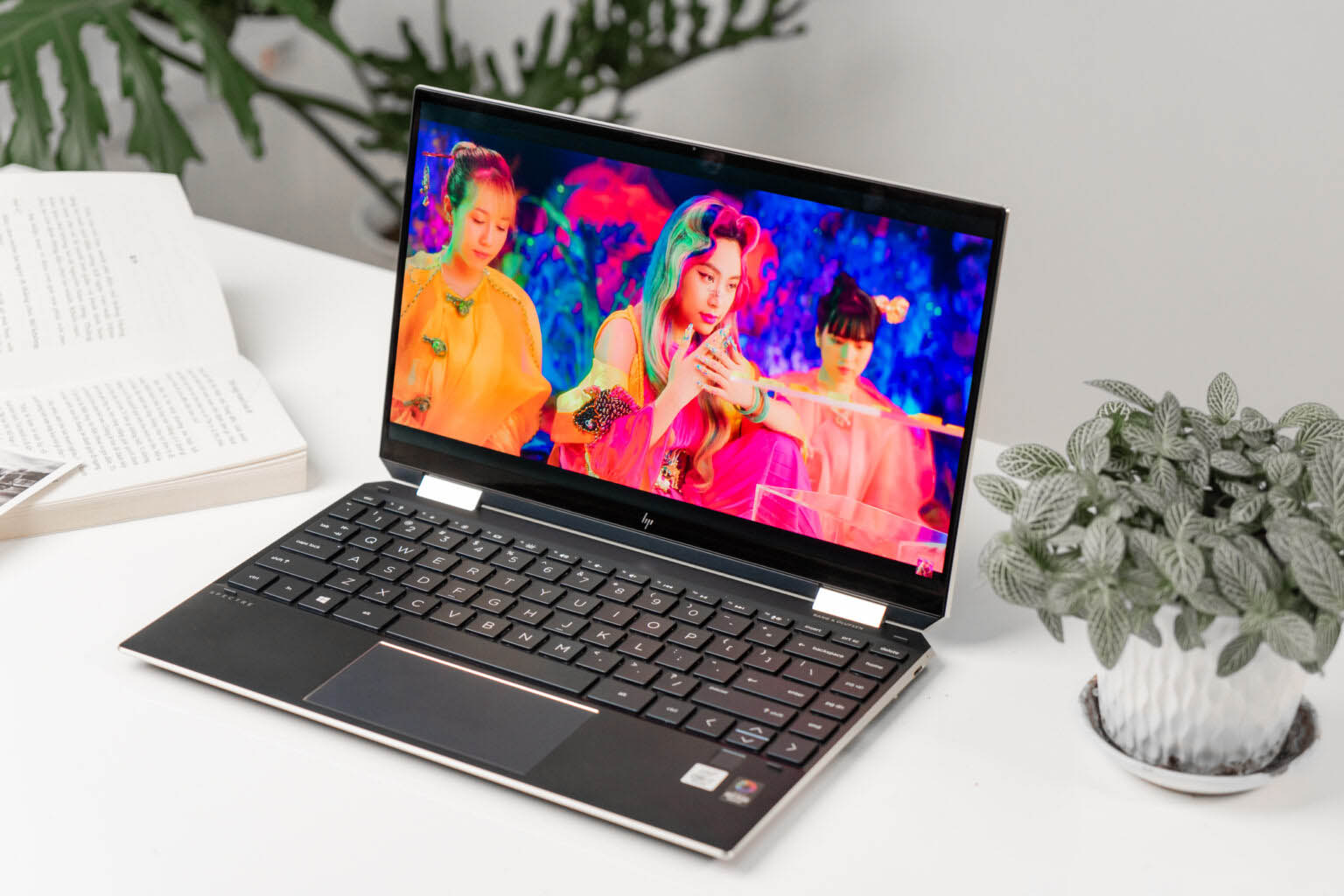 danh-gia-hp-sepctre-x360-i5-thinkpro-2