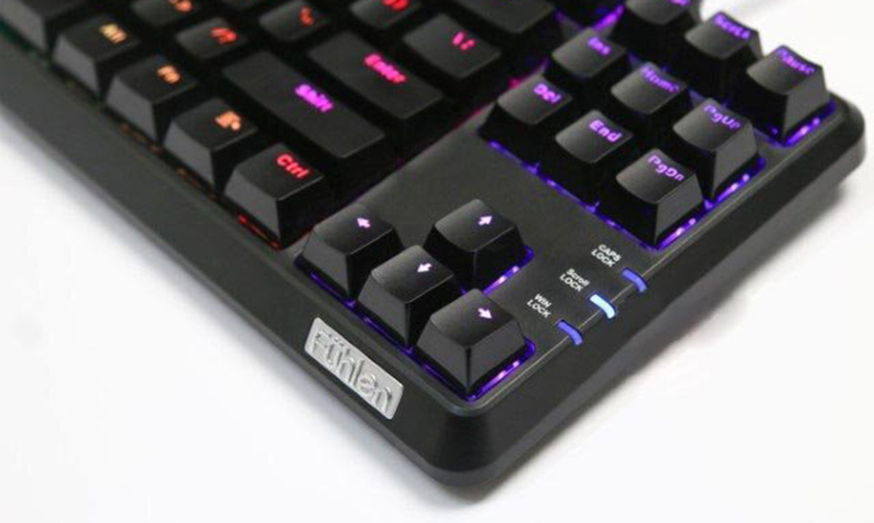 Bàn phím cơ DareU EK807G màu trắng có keycap Double-shot