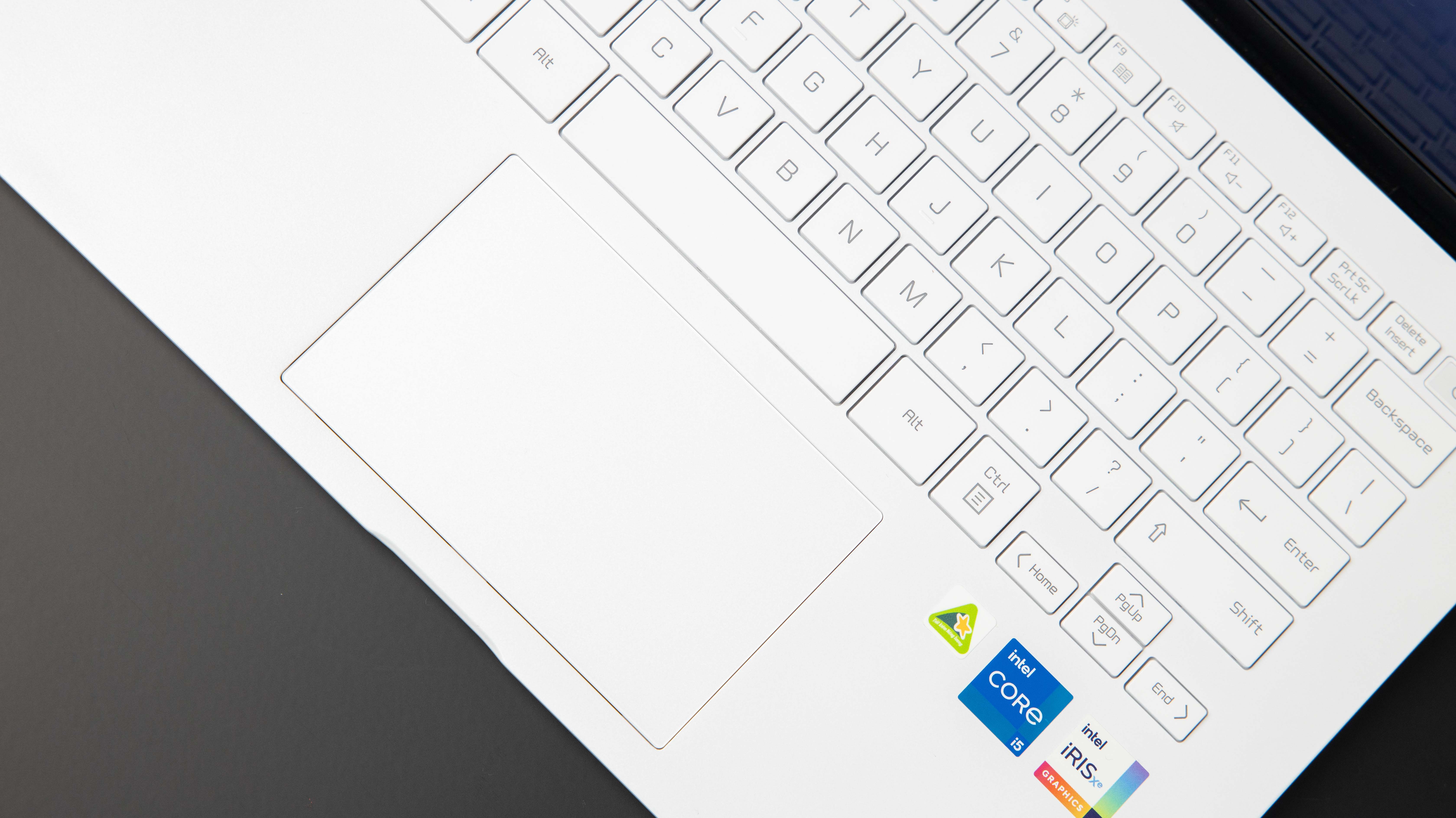 nhung-mau-ultrabook-nhe-nhat-trong-phan-khuc-gia-duoi-25-trieu-8