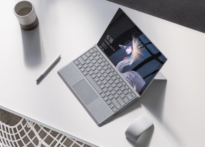 Có gì hay bên trong Surface Pro Type Cover - Bàn phím không dây nổi tiếng của Microsoft?