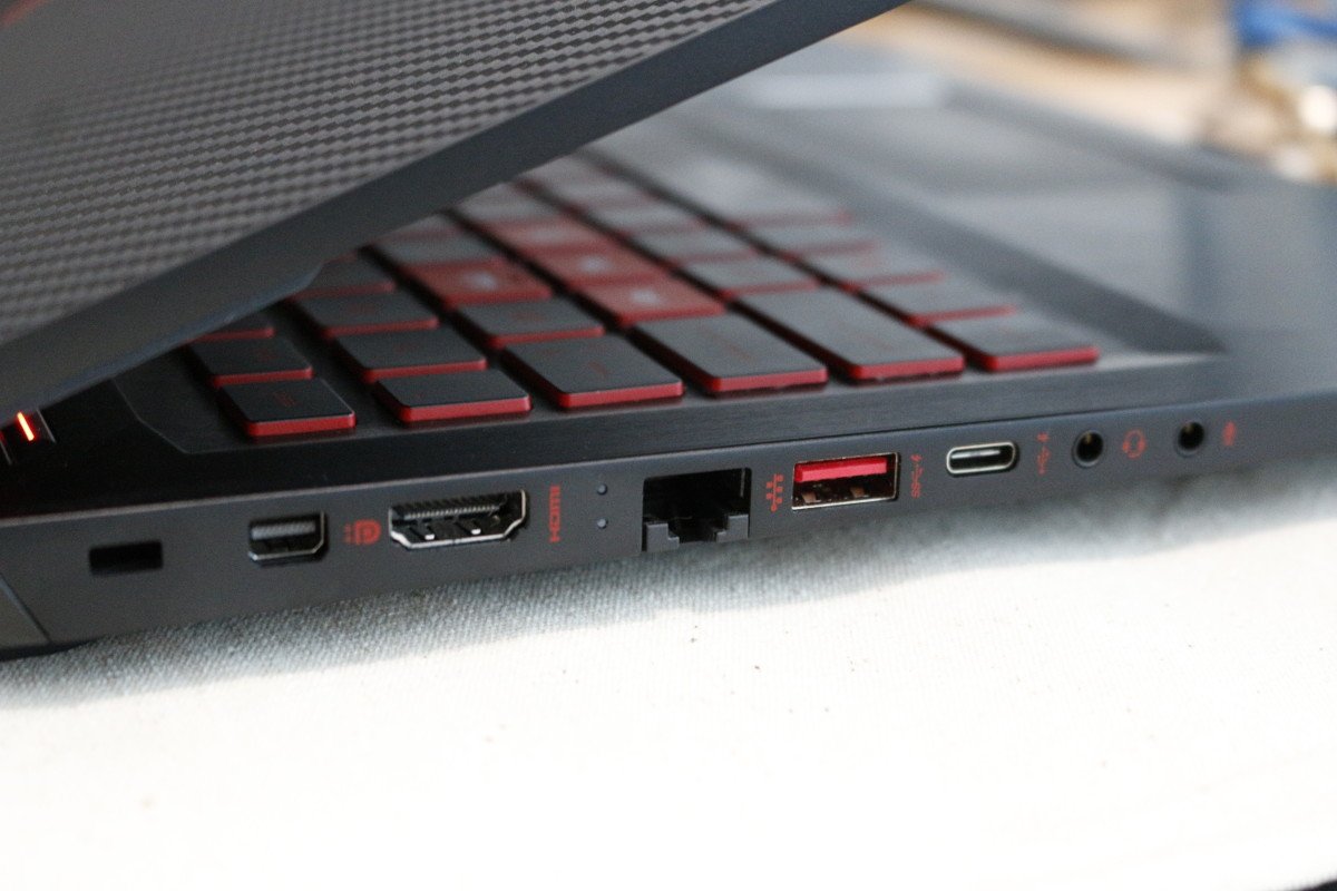 danh-gia-hp-omen-15-2019-thinkpro-5