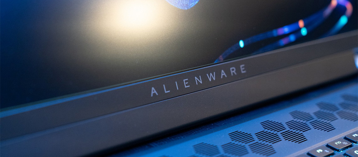 dell-ra-mat-alienware-m15-r7-03