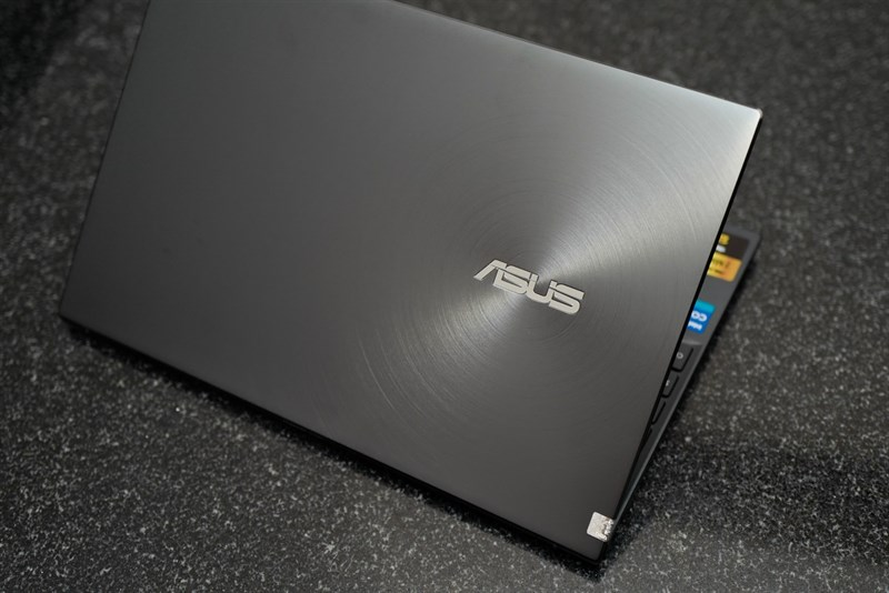 Vẻ ngoài - Asus Zenbook Flip 13 UX363 OLED