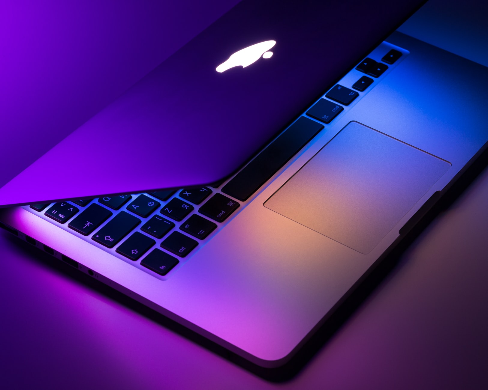 Revised MacBook Pro 13 scheduled for March 8 release with Apple M2, a Touch Bar, no notch and no ProMotion display - NotebookCheck.net News