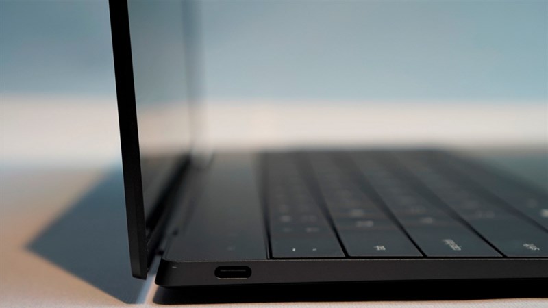 Cổng kết nối Dell XPS 13 Plus