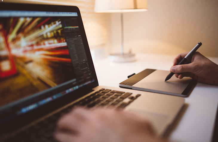 Máy tính xách tay tiêu dùng thường có tuổi thọ thấp hơn so với máy tính xách tay chơi game